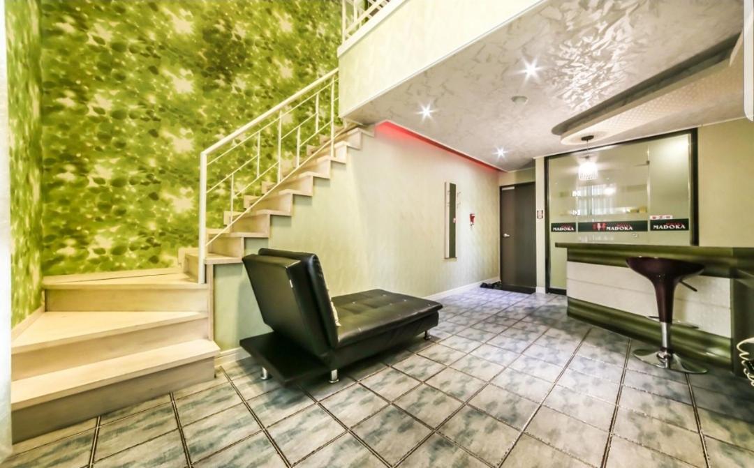 Madoka Motel Кёнджу Экстерьер фото